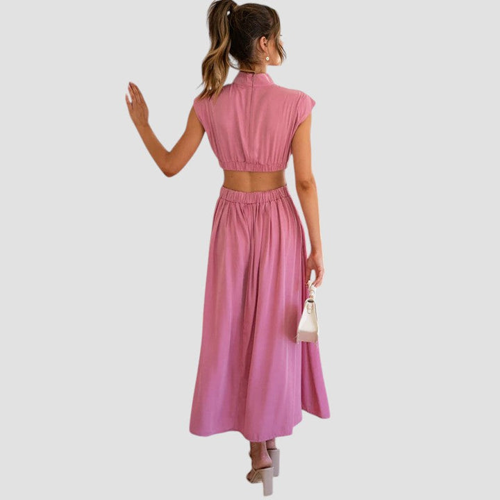 Wynn | Vestido midi plissado com recortes