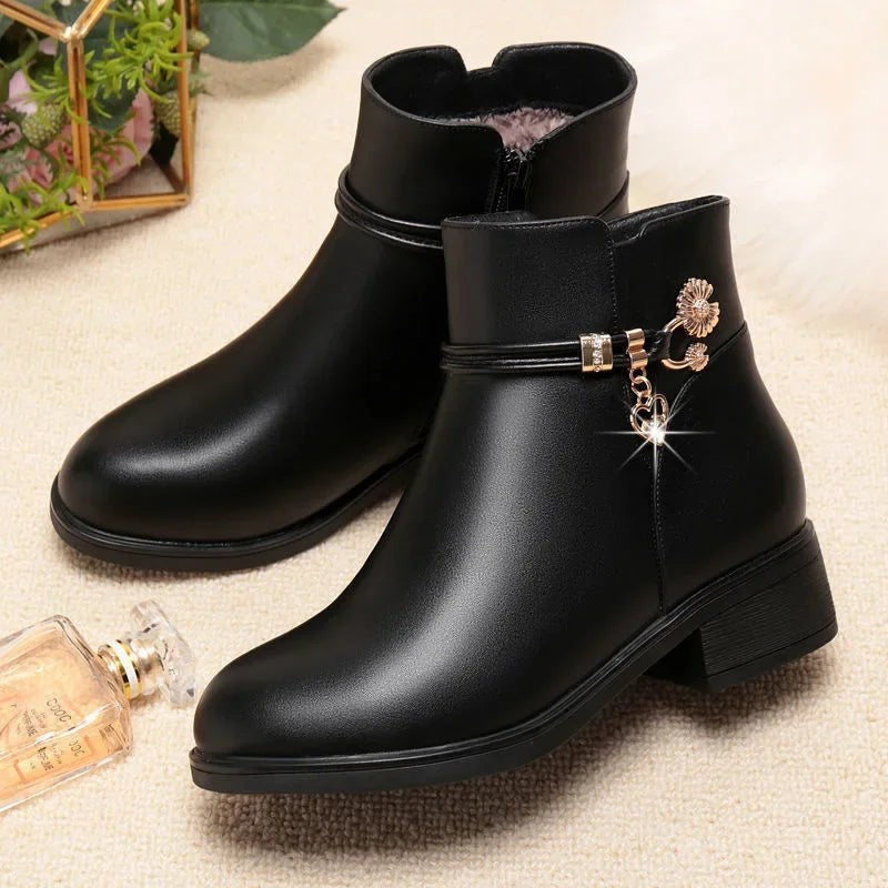 Constance | Wide-Toe Low-Heel Ankle Boots