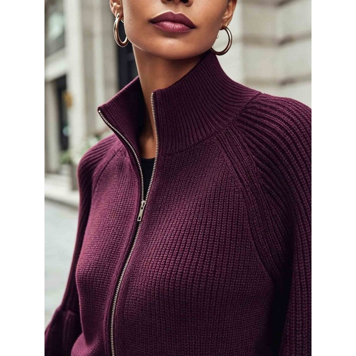 Gwyneth | Cropped Zip-Up Knit Cardigan