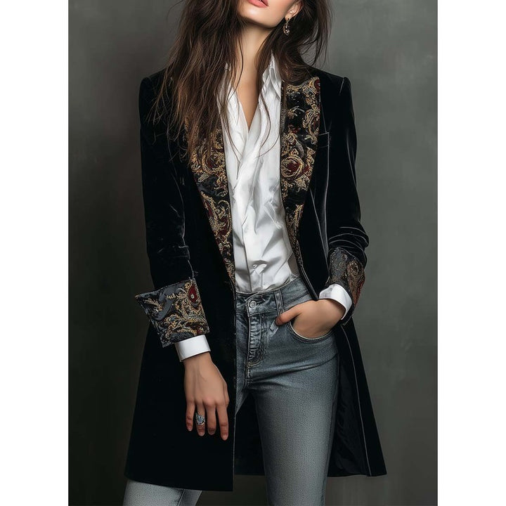 Beatrice | Slim Fit Baroque-Lapel Blazer
