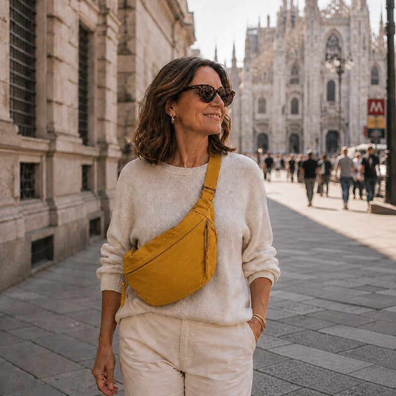Luce | Crescent Crossbody Bag
