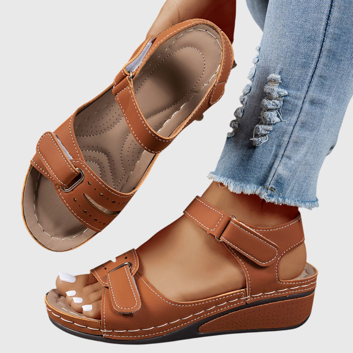Crystal | Bequeme flache Sandalen