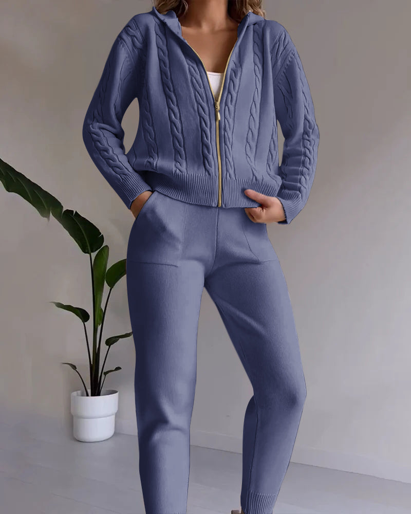 Anouk | Completo da donna con felpa con cappuccio in maglia a trecce e leggings