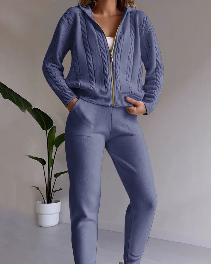 Anouk | Completo da donna con felpa con cappuccio in maglia a trecce e leggings