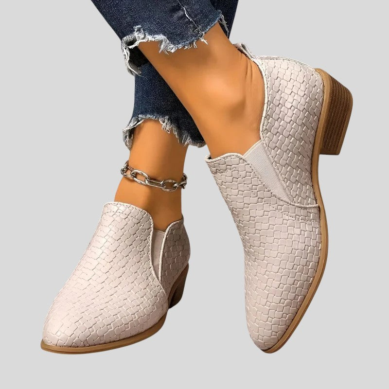 Éliane | Slip-On Pointed Toe Ankle Boots