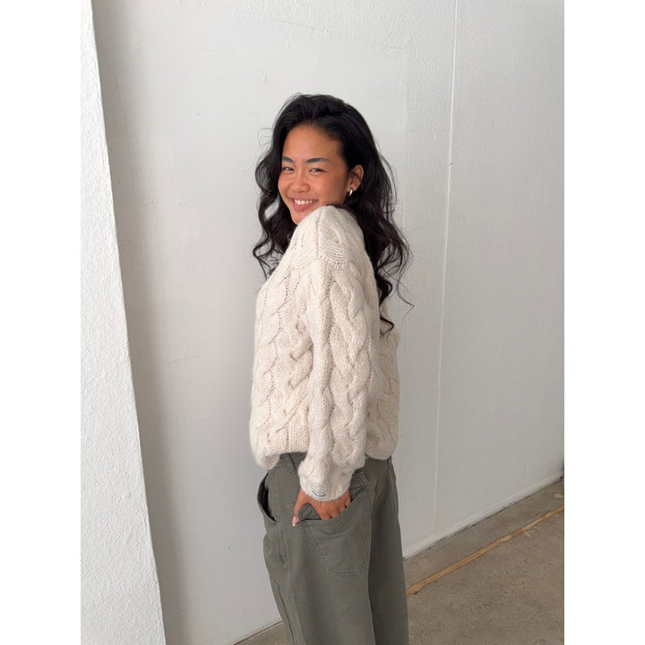 Evelyn | Vintage-Inspired Oversized Cable Knit Sweater