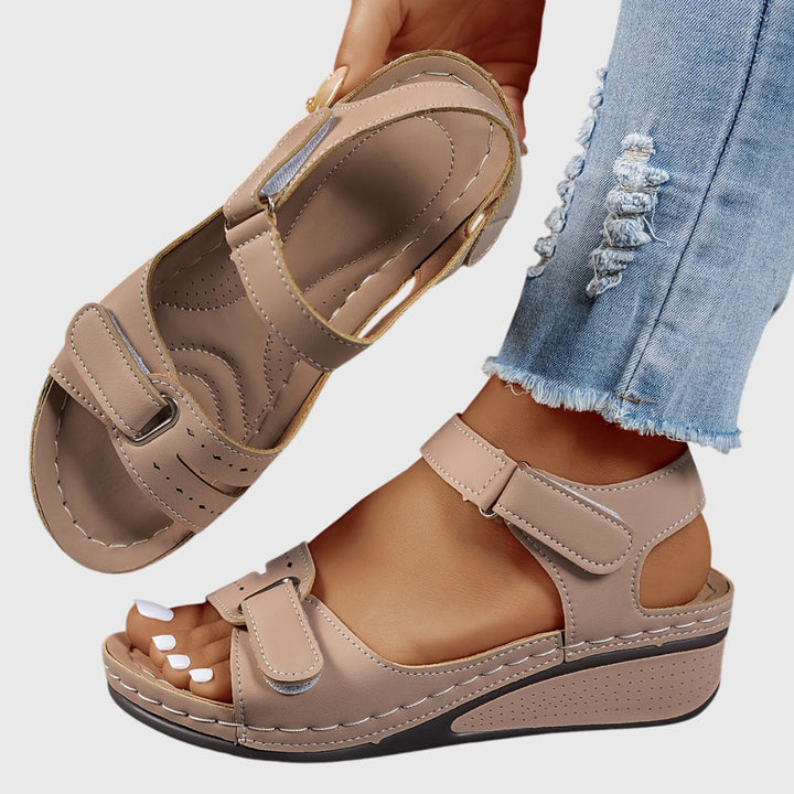 Crystal | Bequeme flache Sandalen
