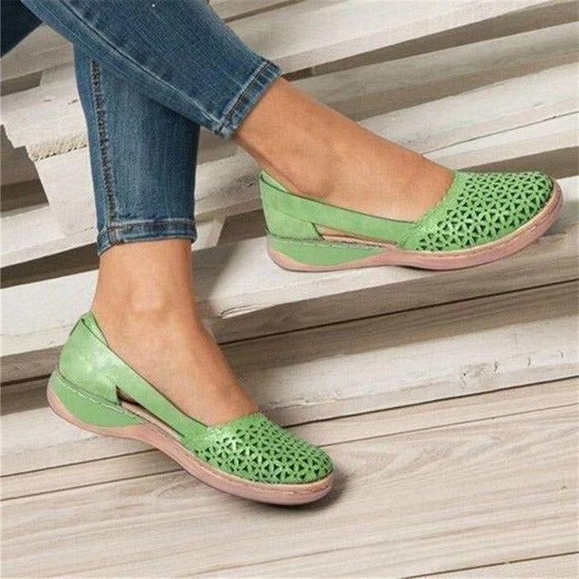 Cleo | Women’s Wide-Toe Casual Flats