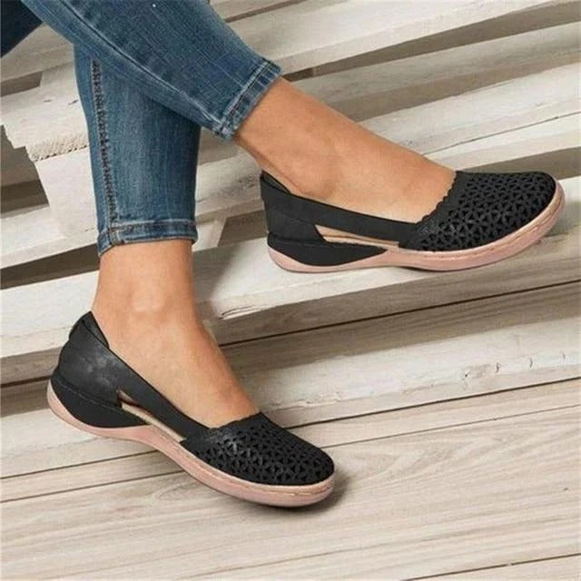 Cleo | Women’s Wide-Toe Casual Flats